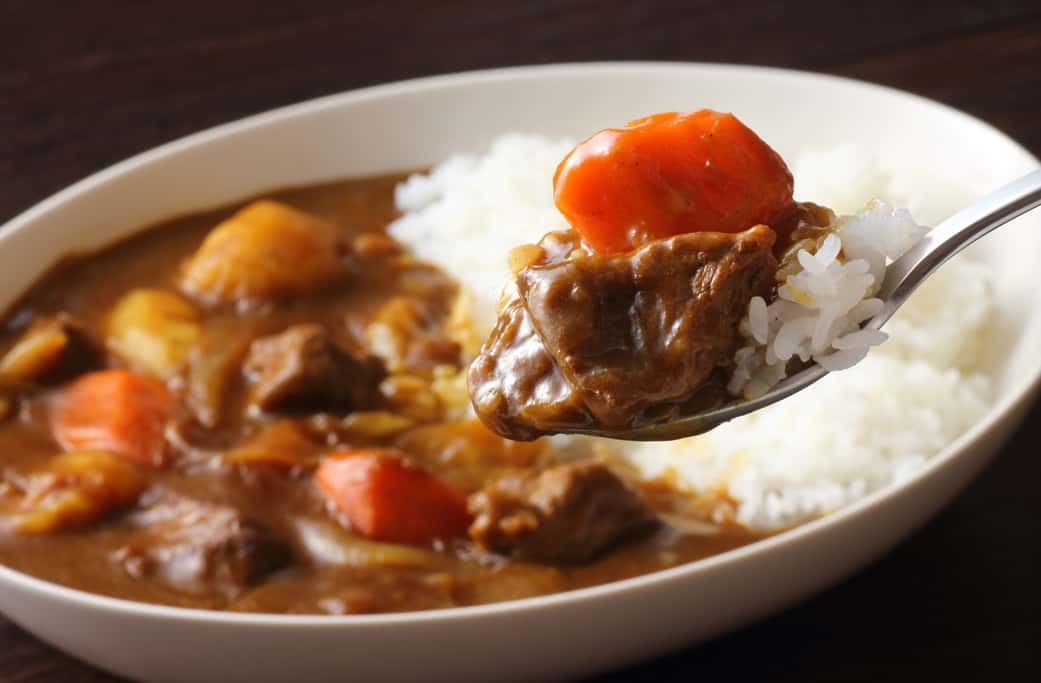 ガッツリ食べて猛暑を乗り切る!現場仕事の元気をチャージする至高のご褒美カレー3選🍛✨