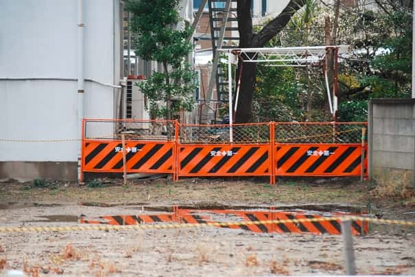 ☔「晴れたから大丈夫」が危険!雨上がり現場の事故防止チェックリスト