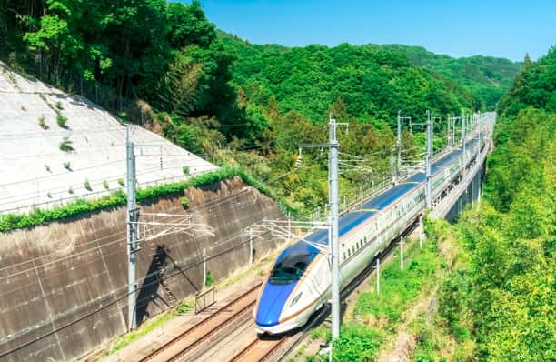 北陸新幹線・敦賀〜新大阪間、今国会中にルート決定へ!建設業者が知っておくべき最新動向