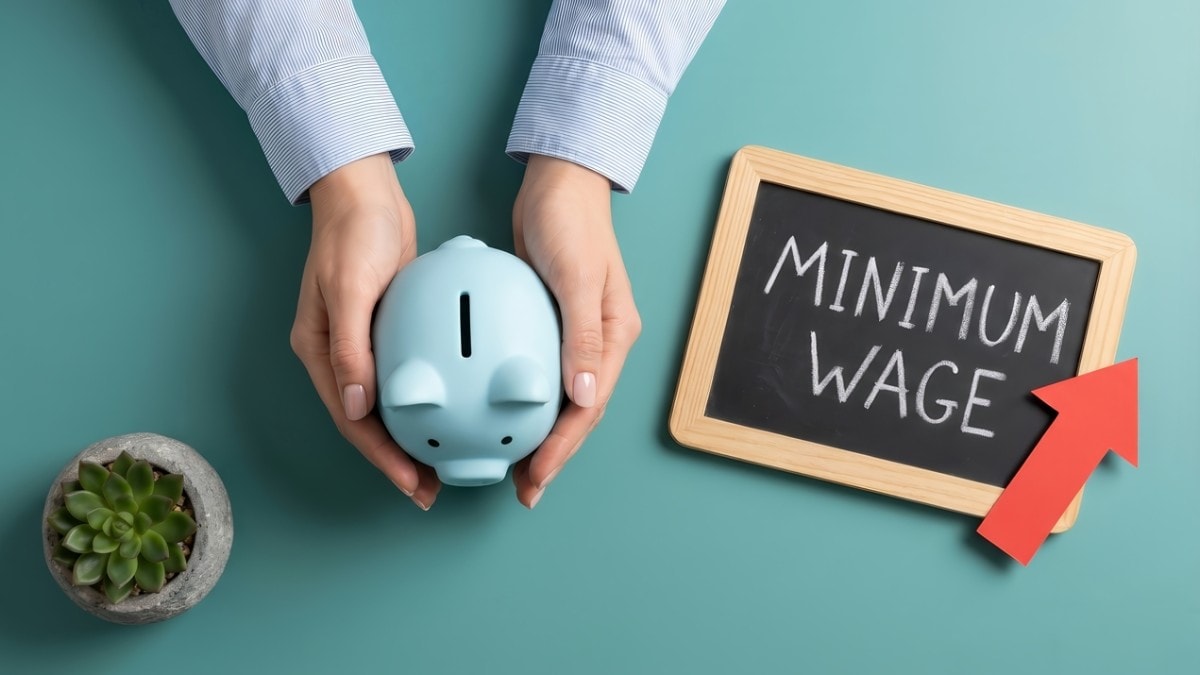 最低賃金が全国平均1,177円に。10月からの改定で、小さな工事会社が見直すべきは「時給・見積・助成金」の3つ