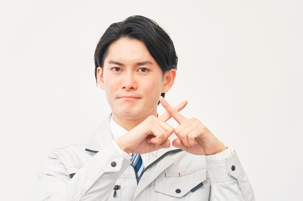 若手が“急に辞める会社”に共通するNG指導とは?建設業で今すぐ見直したい教育の落とし穴 👷♂️⚠️