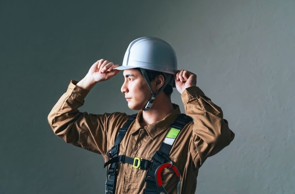👷♂️「かっこいい作業着」が若手採用を変える? 建設業で“作業着投資”が利益につながる理由