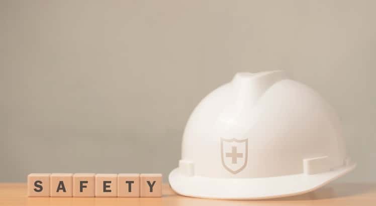 外構施工で事故ゼロ!安全管理&労務管理のチェック術👷♂️💡