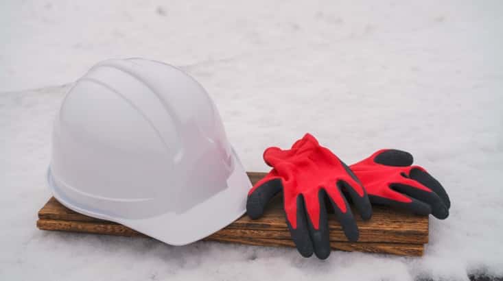 ❄️2月に見直したい!現場の防寒・体調管理ルール:〜寒さが一番キツい今こそ、事故と離職を防ぐ見直しポイント〜