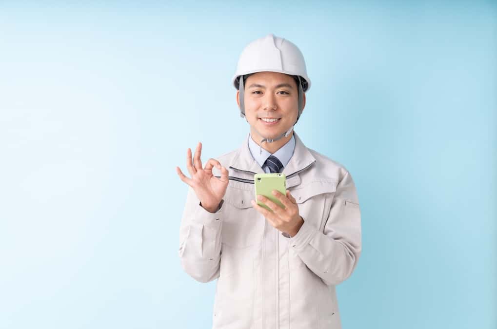 スマホひとつで現場が変わる⁉ 建設業の“かしこいスマホ活用術”